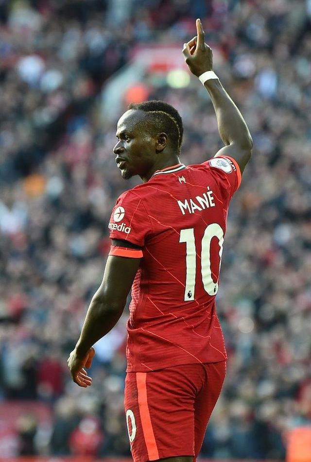 开云体育官网-欧锦赛劲旅交锋，胜负悬念重重